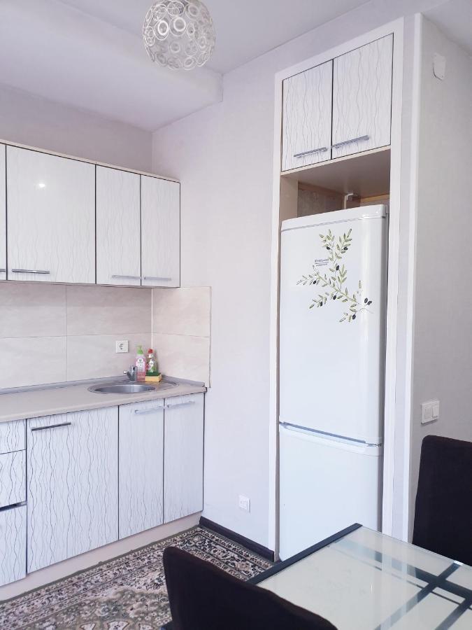 Apartments Paritet Bischkek Exterior foto
